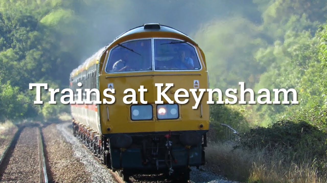 Trains at Keynsham 25/08/2025 including D1015 “Wester Champion” hauling “The Western Wanderer”