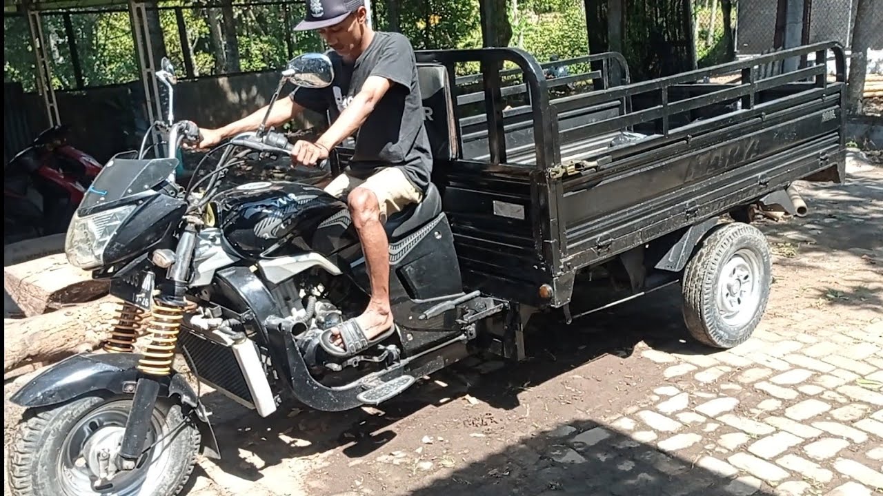 Belajar Mengendarai Motor Viar Roda 3 200cc