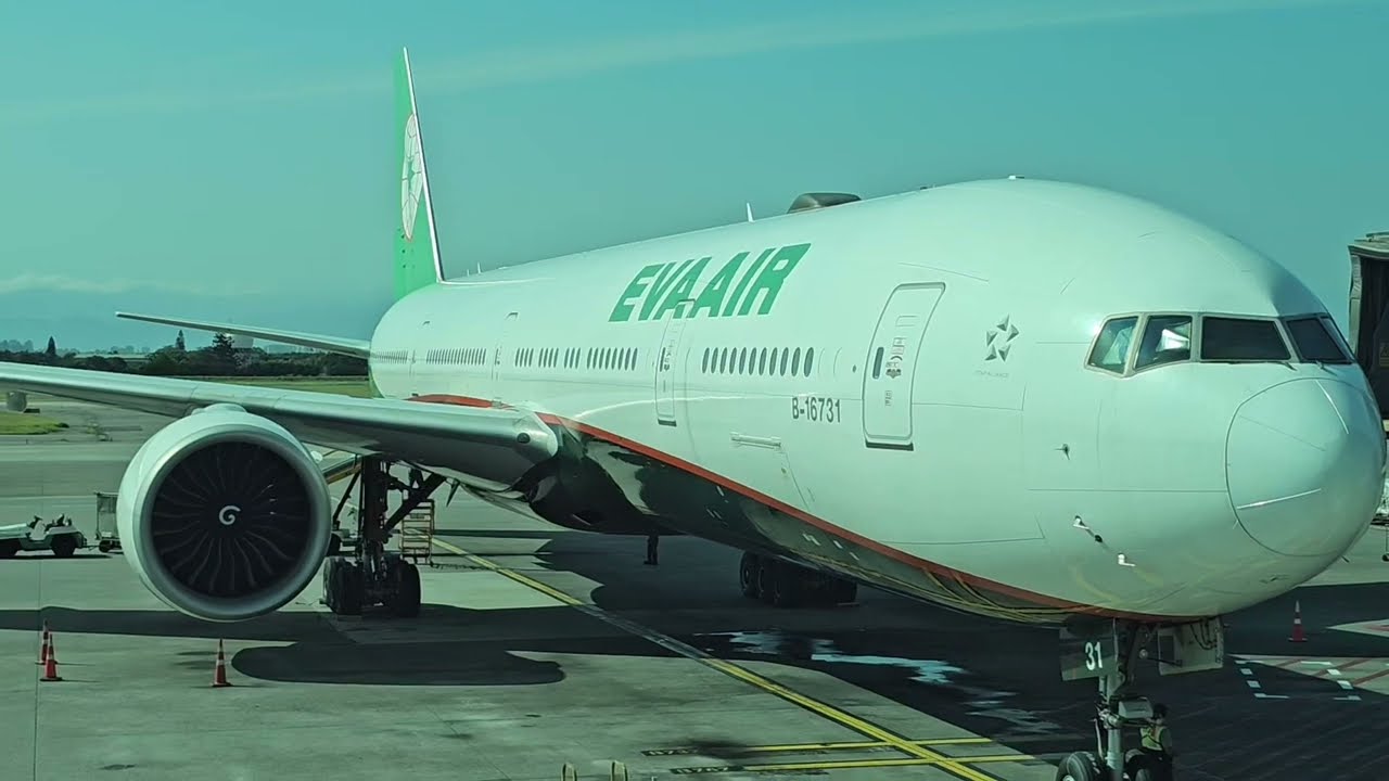 BAY TỪ MỸ VỀ VIỆT NAM | From Washington Dulles to San Francisco to Taipei Taoyuan to DA NANG 