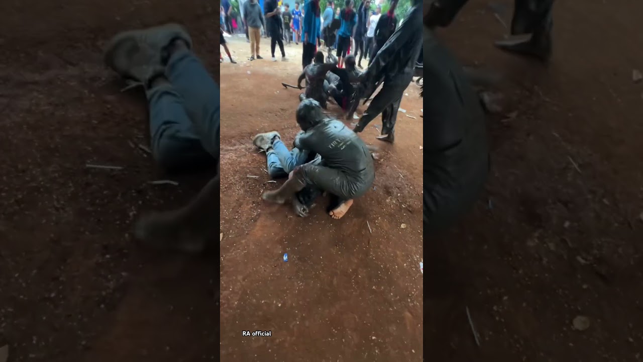 Cowo baju hitam kena kuda lumping‼️seni benjang tirta abadi