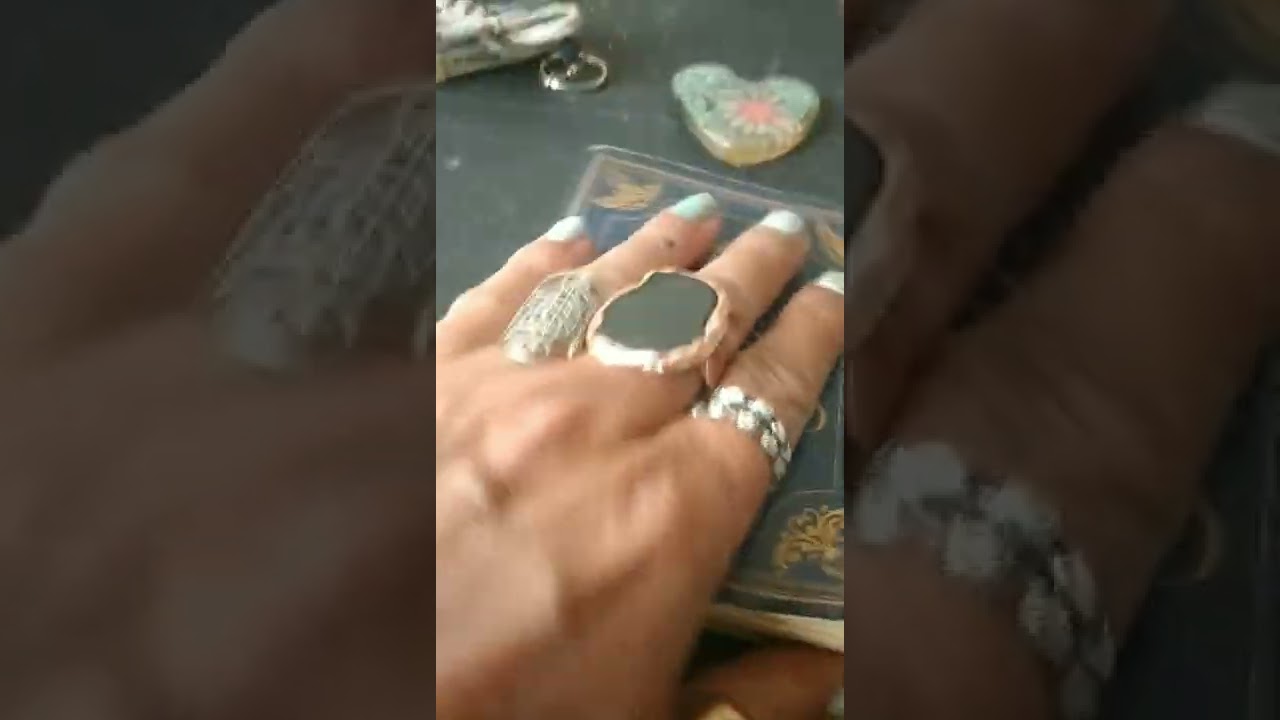 Fai una domanda,l oracolo risponde