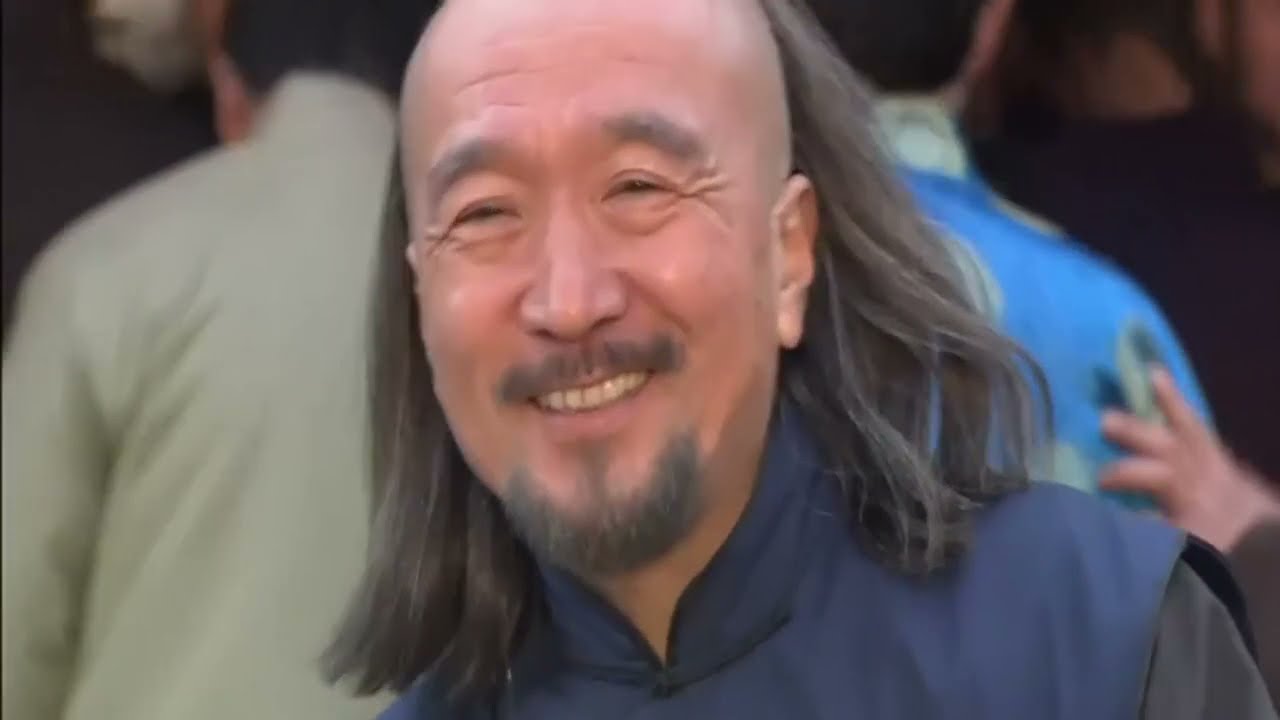 神医喜来乐 片头曲 不求名来名自扬