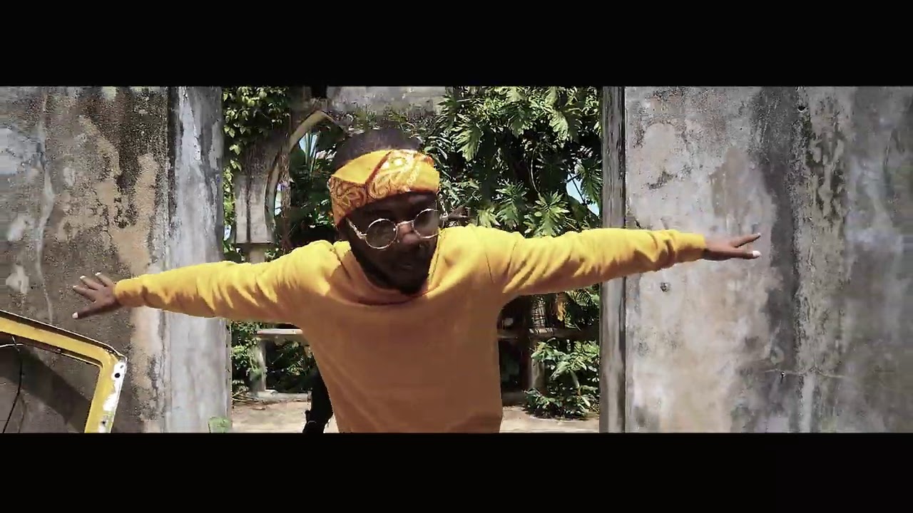Chucky Mista Res   Superman Clip Officiel