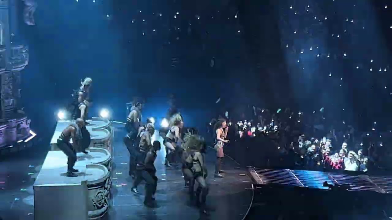 Lady Gaga - Born This Way, The MAYHEM Ball Tour, Accor Arena, Paris, 22.11.2025