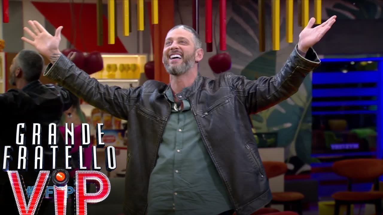 Grande Fratello Vip - L'ingresso di Edoardo Tavassi