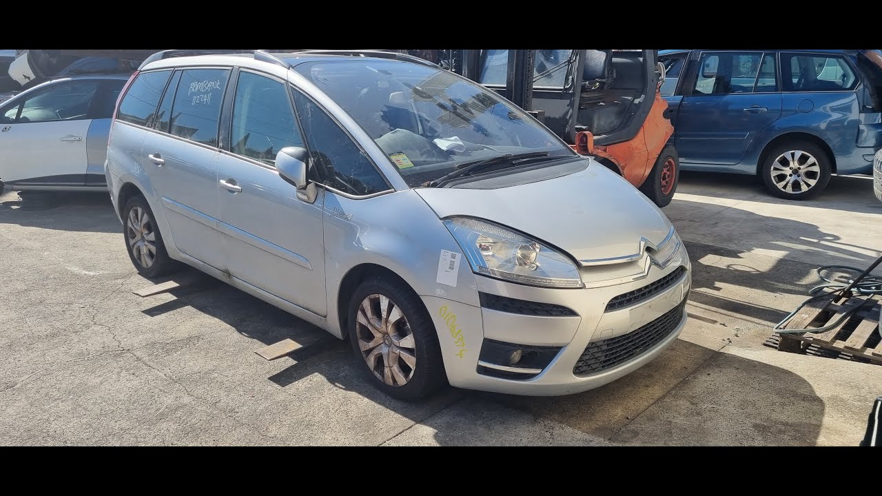 Как снять зеркало заднего вида Citroen C4 Picasso, 2006-2013