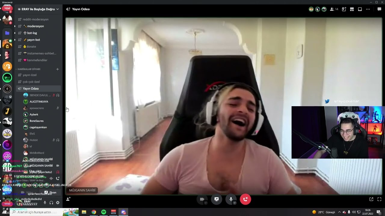 Ebonivon | Ayberk ile Ebo Freestyle Kapışması (Twitch Kesit)