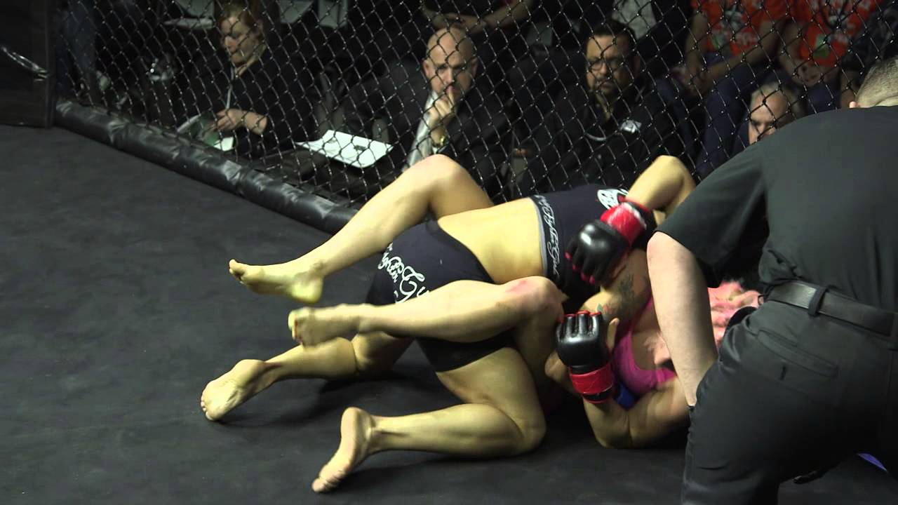 Kaline Medeiros vs. Calie Cutler