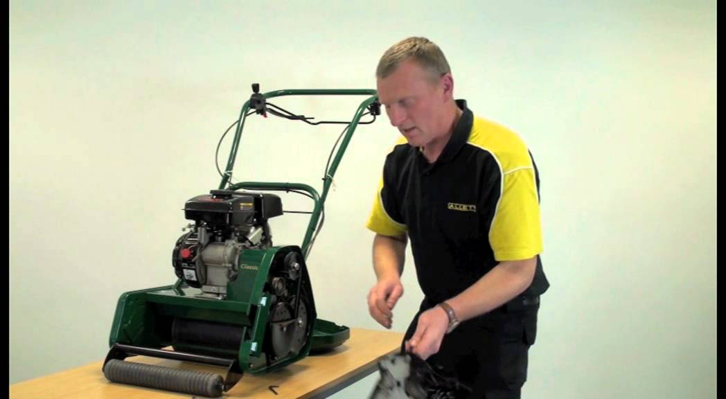 Allett Classic 14L and 17L Cylinder Mower - How to change a cartridge