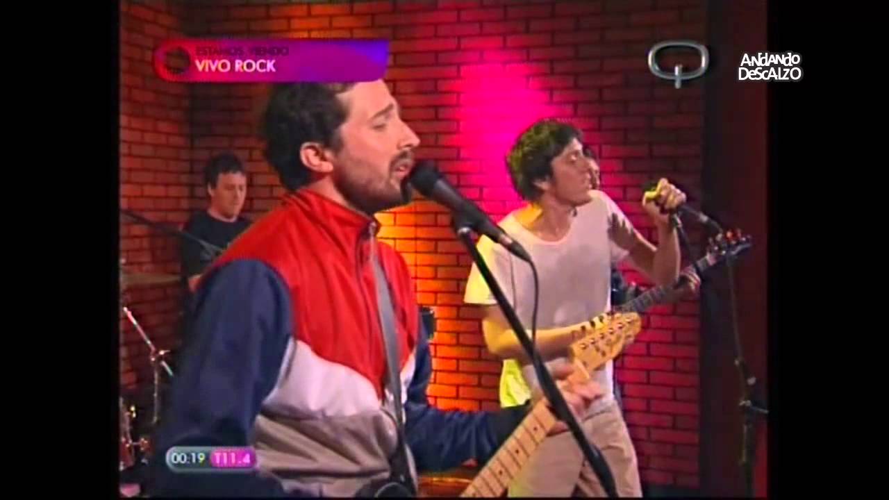 Canal Quiero M&uacute;sica | Andando Descalzo | Il&oacute;gico