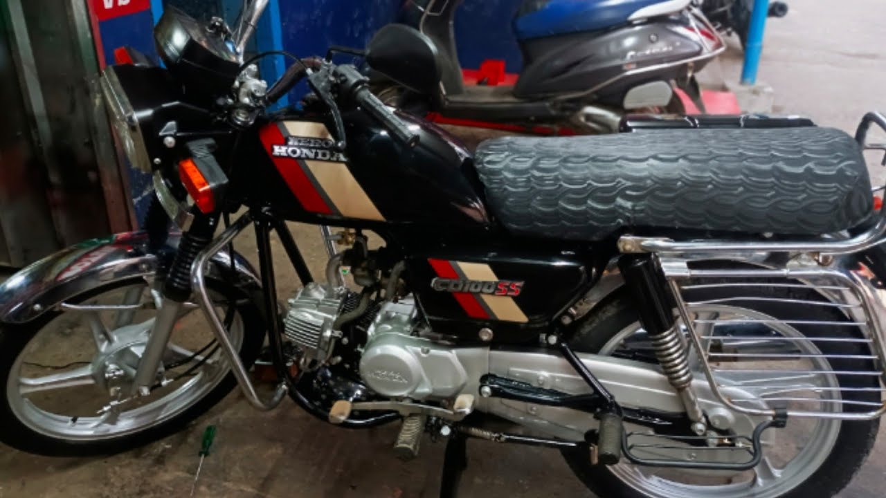 Hero honda cd 100 ss restroretion...modified allow wheel...