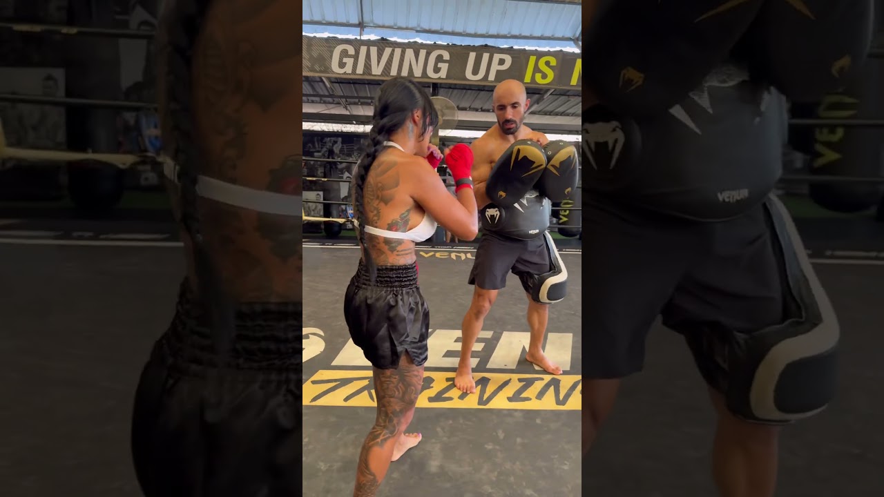 No easy rounds 🥊💦 #trending #boxing #combatsport #explore #thaiboxinglife #martialarts