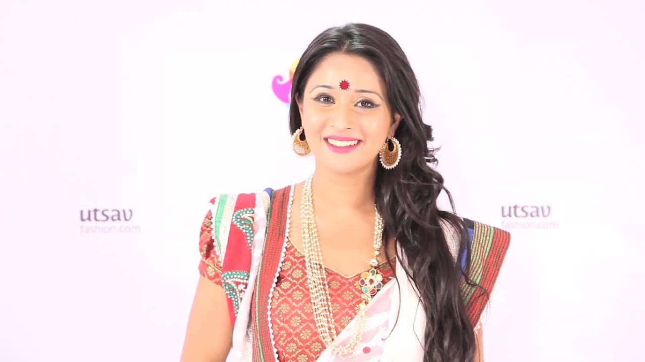 How to wear a Bengali style Saree in the DIY Way