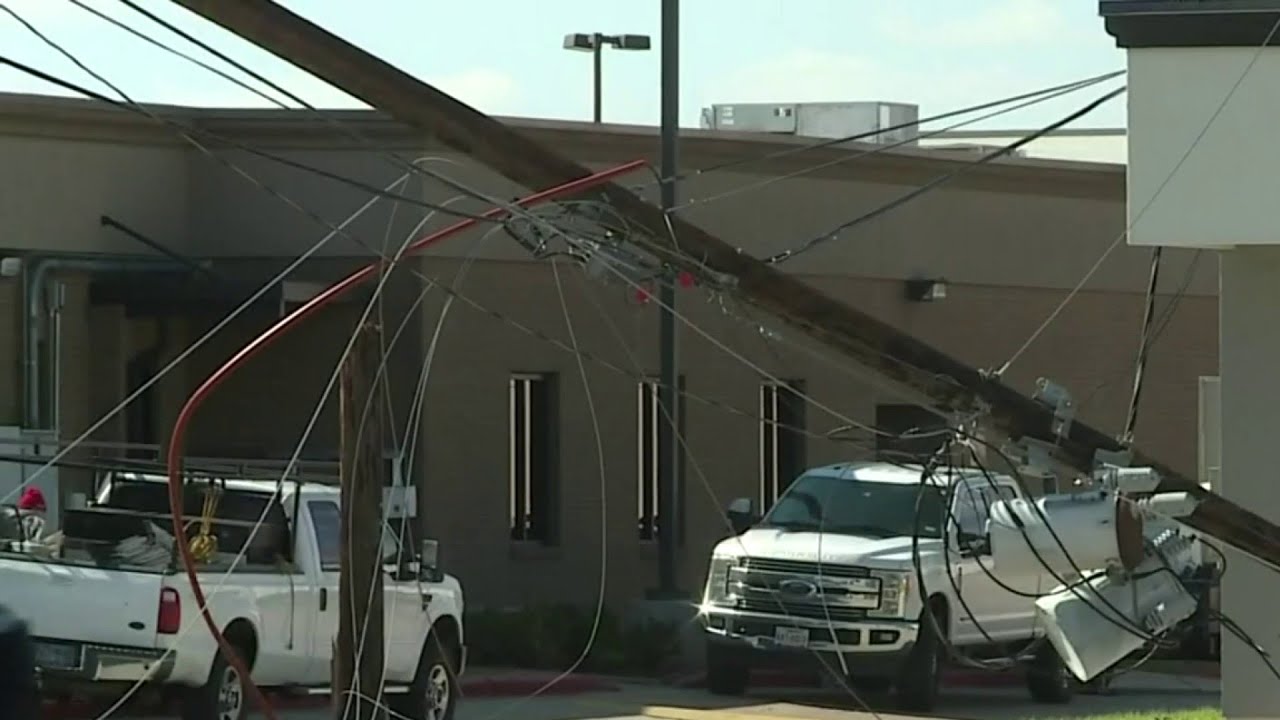 Deer Park community comes together to help victims of the tornado
