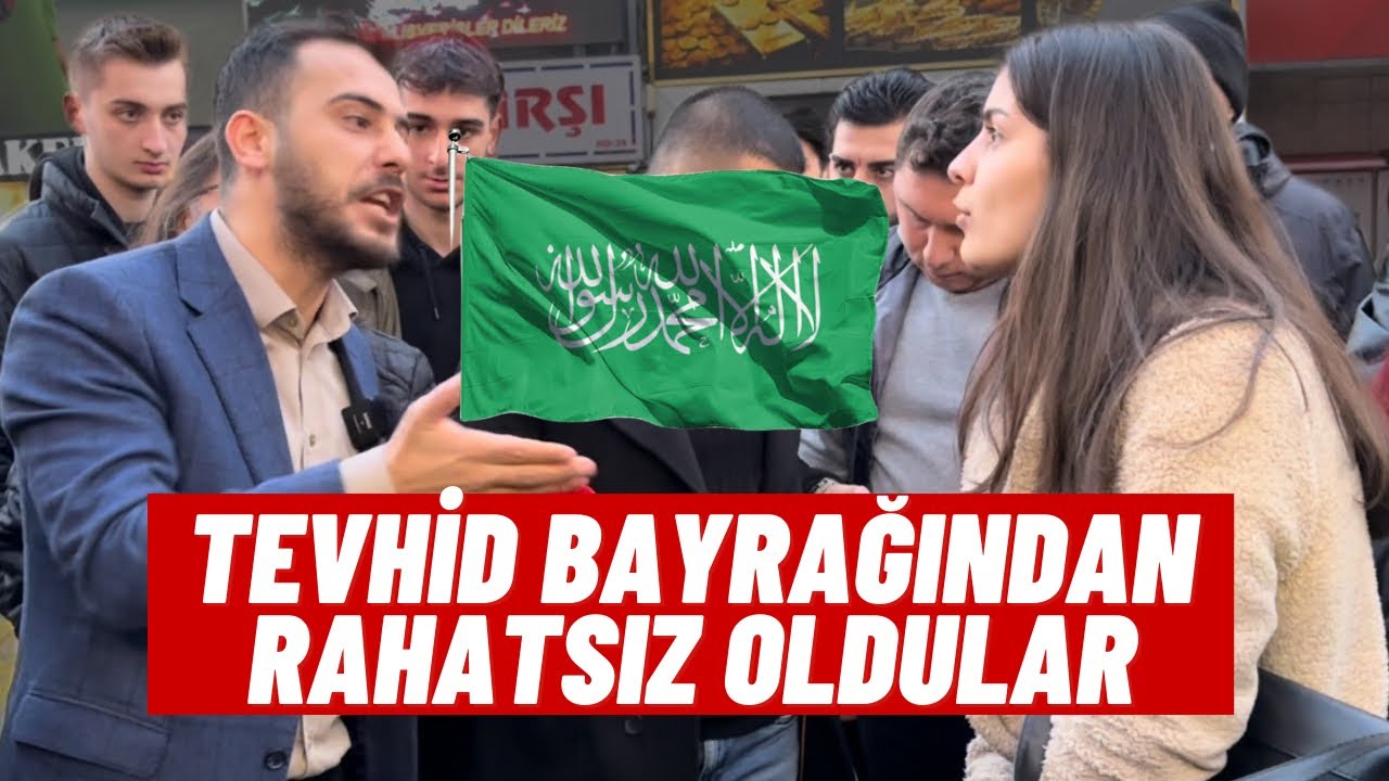 TEVHİD BAYRAĞINA HİLAFET DEDİLER! ALAYI MÜSLÜMANLARDAN RAHATSIZ!