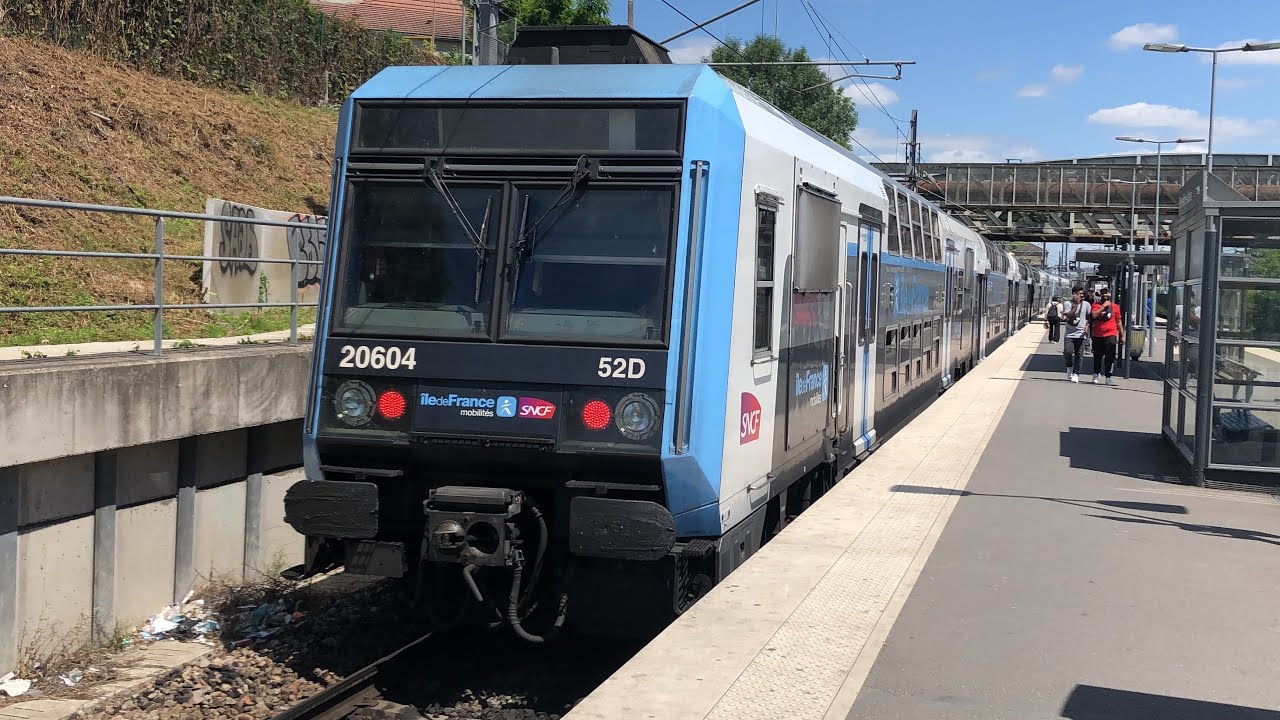 (RER D) trajet à bord d'un Z20500 saint denis à châtelet Les Halles