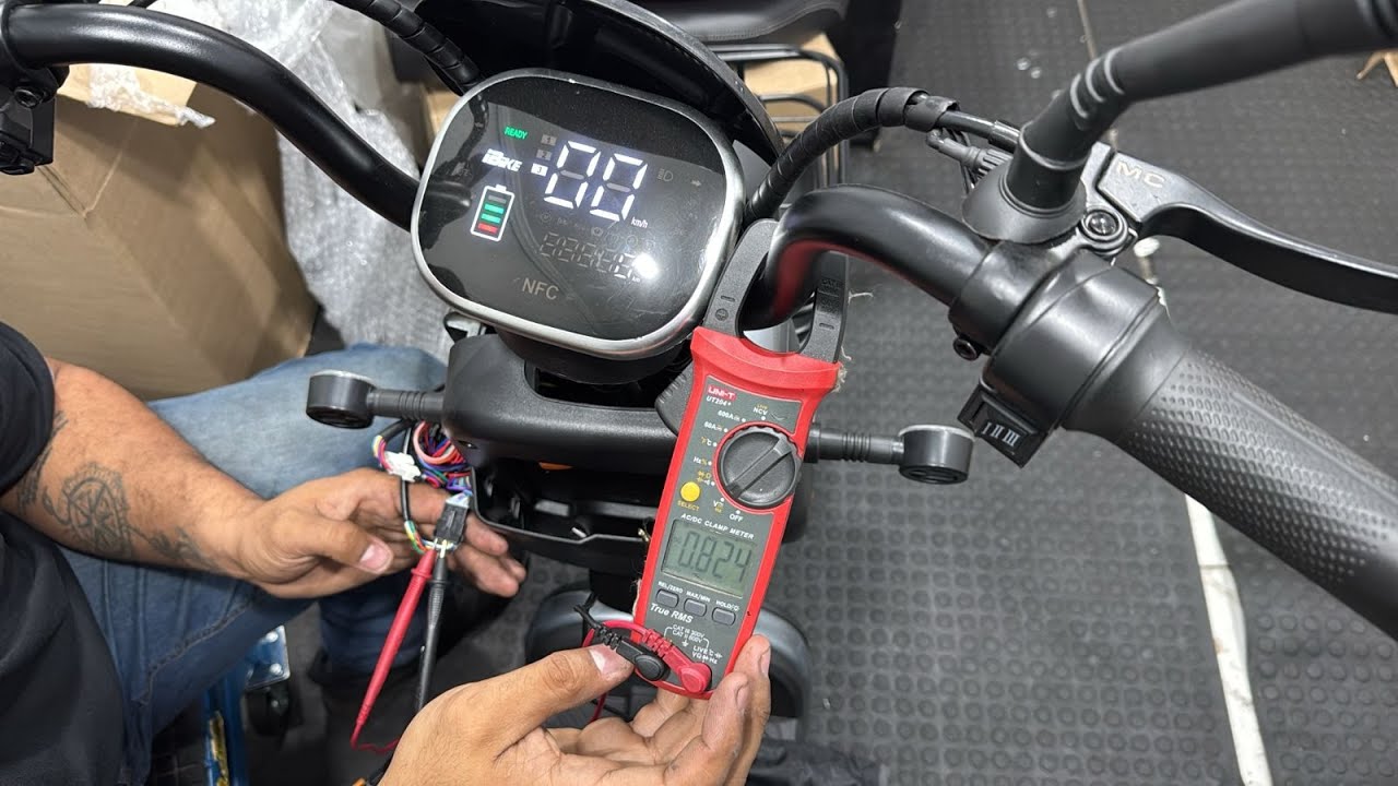 SCOOTER ELETRICA/MOTO NÃO ACELERA, RESOLVIDO.