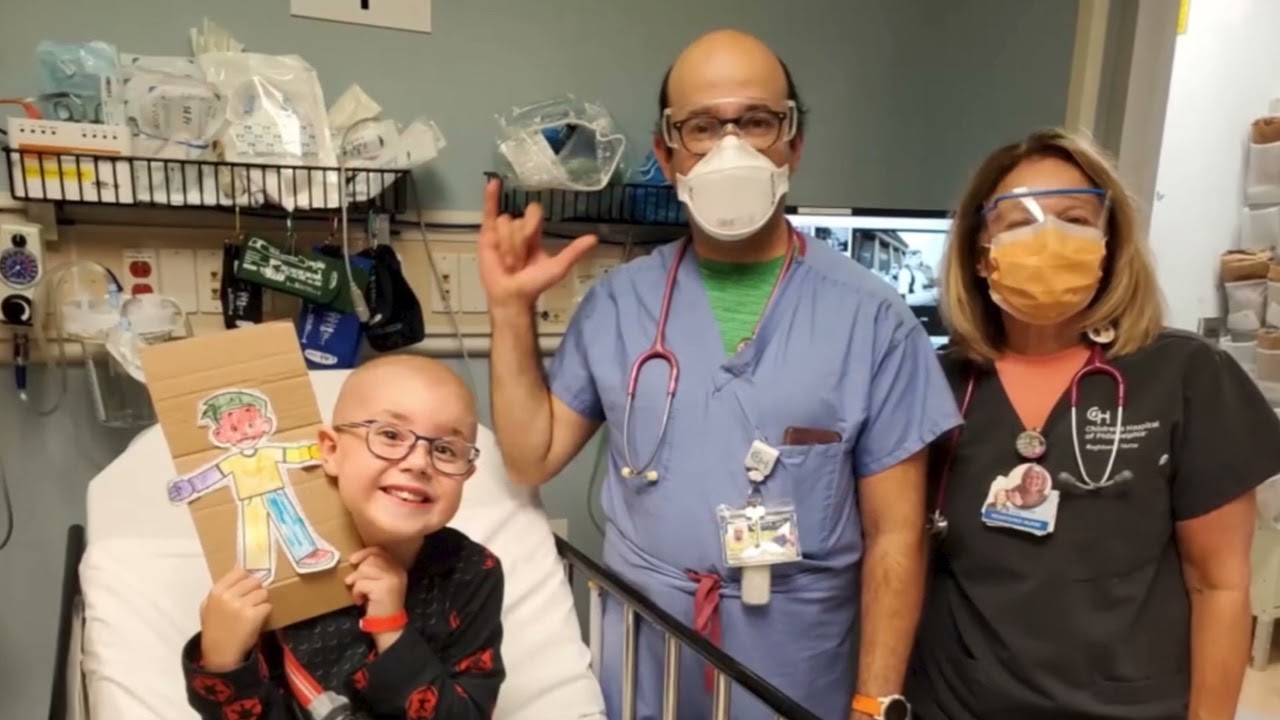 Johnny's Out-Of-This-World Room Makeover | Lush D&eacute;cor & Make-A-Wish New Jersey