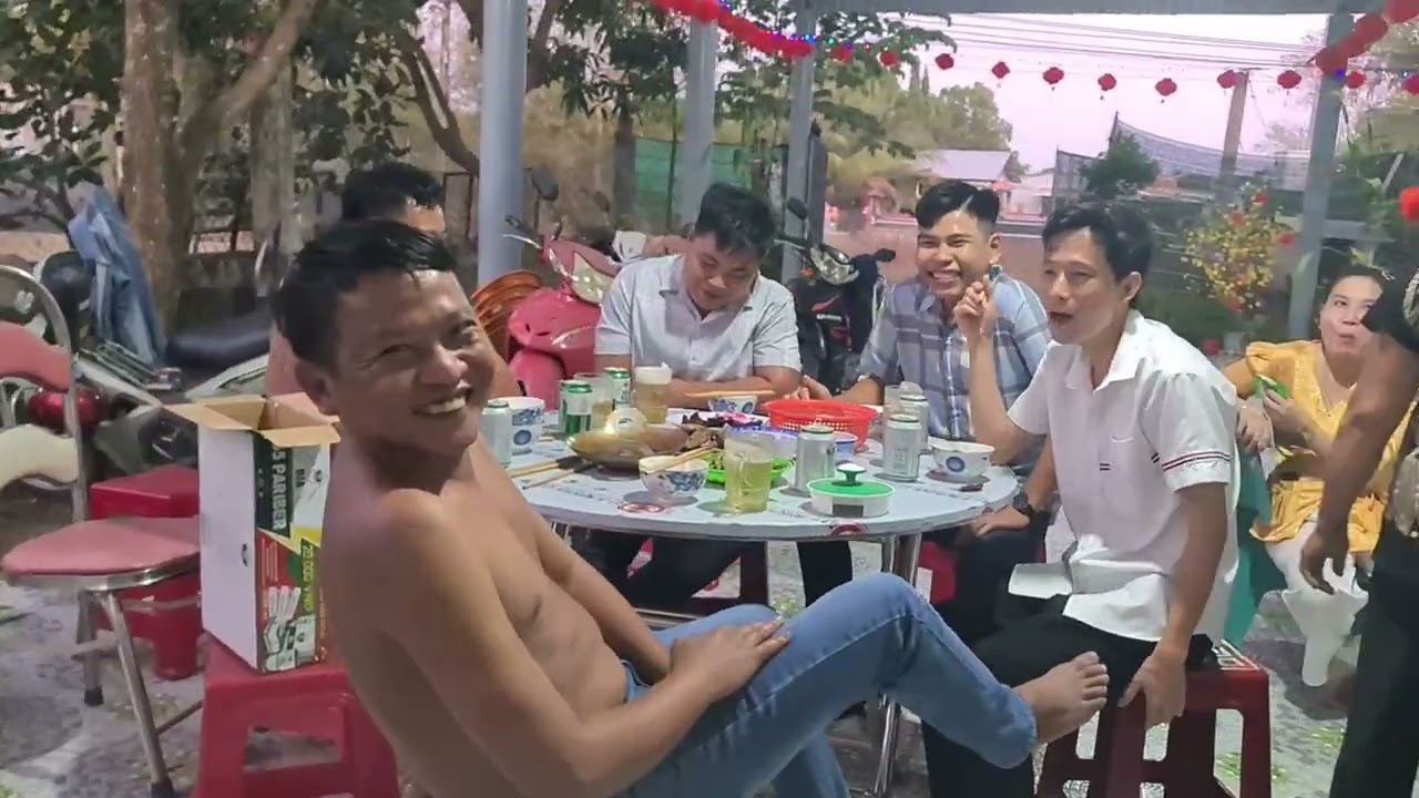 CÁC CHÁU VỀ THĂM BÀ NGOẠI  NGÀY MÙNG 👍TẾT 2026