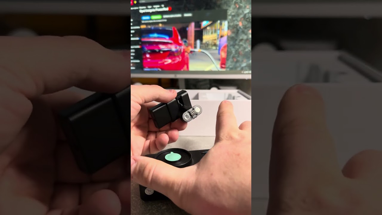 Распаковка Navitel XR2650 pro!