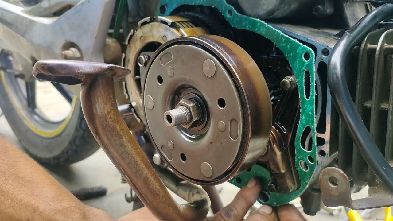 atasi motor smash keluhan suara kasar dari dalam mesin tok klotok kasar kemlotok hilang saat di gas