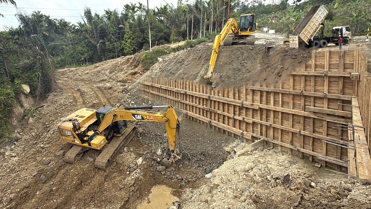 TEHNIK APA LAGI INI‼️JARAKNYA HANYA 300 M TAPI MUATANNYA DIBUAT RINGAN !! Mereka takut cepat..