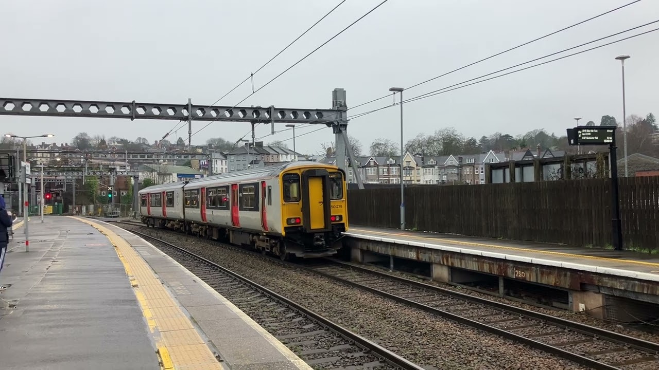 TFW 10:48AM SERVICE FROM NEWPORT TO EBBW VALE TOWN DEPARTING NEWPORT PLATFORM 4.