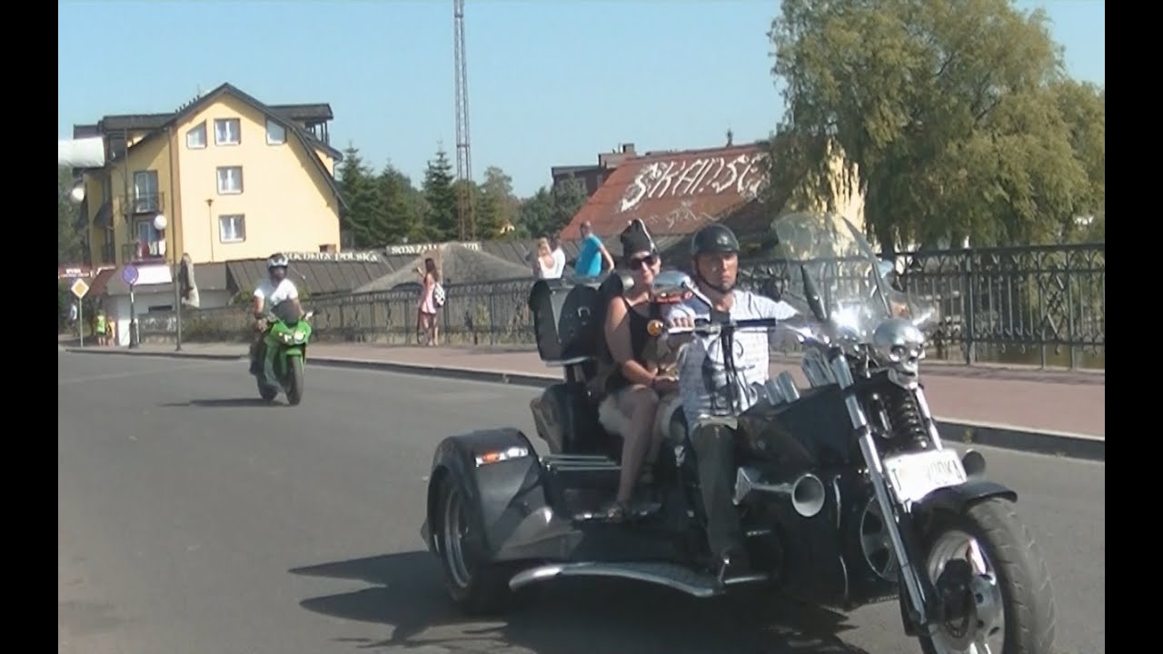 X  Zlot Motocykli Bike Week Łeba 2020-Parada motocykli i samochodów z USA ,ulicami Łeby .