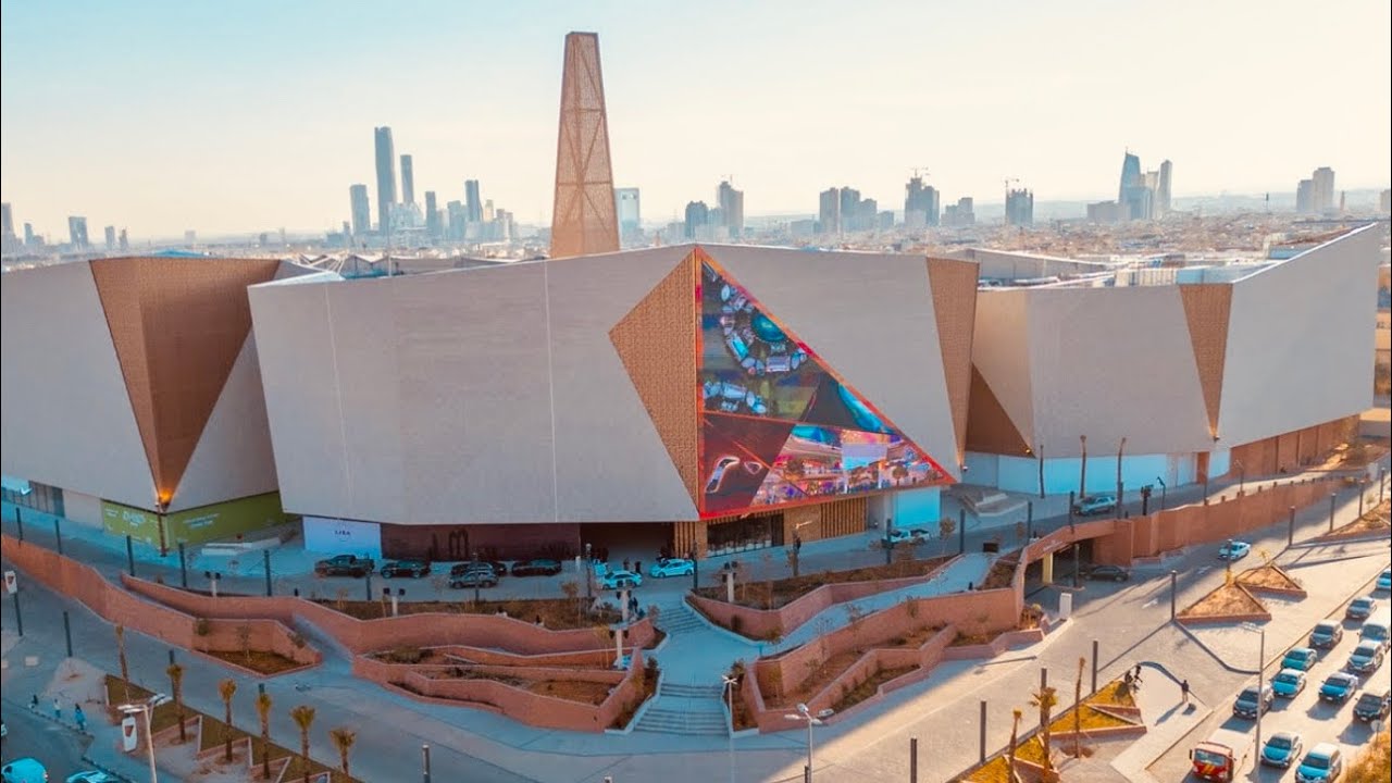 Solitaire Mall Walking Tour | Luxury Shopping in Riyadh 🇸🇦  