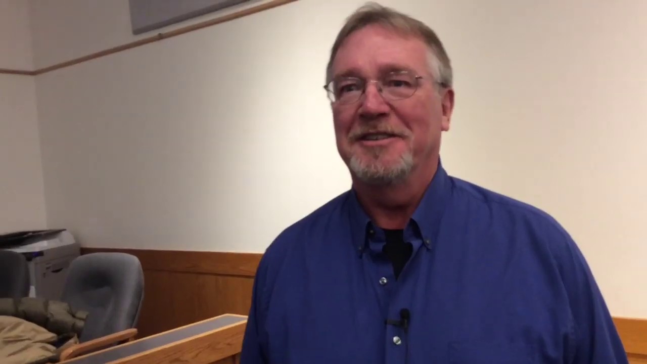 Professional ornithologist Kevin McGowan speaks on American Crow research