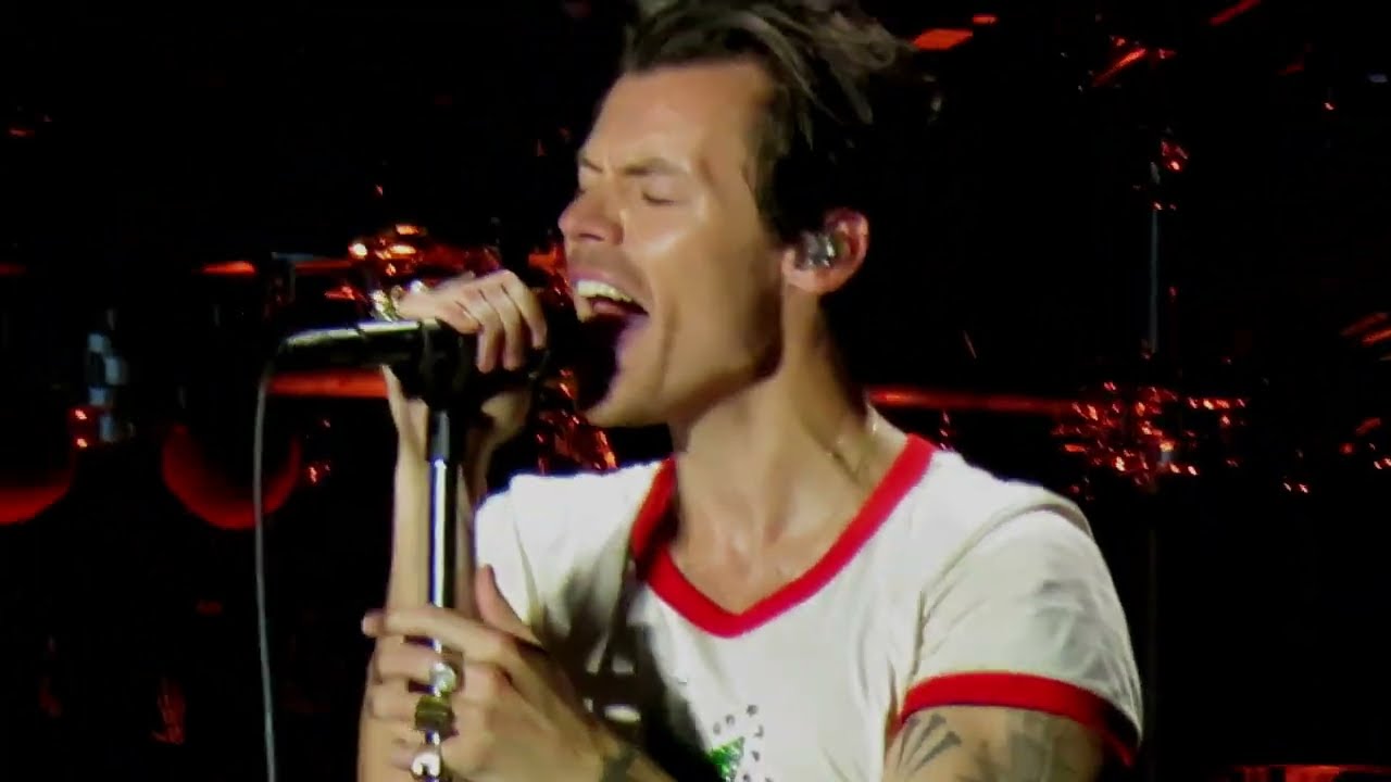 HARRY STYLES - Sign of the Times, Love on Tour Paris 2022