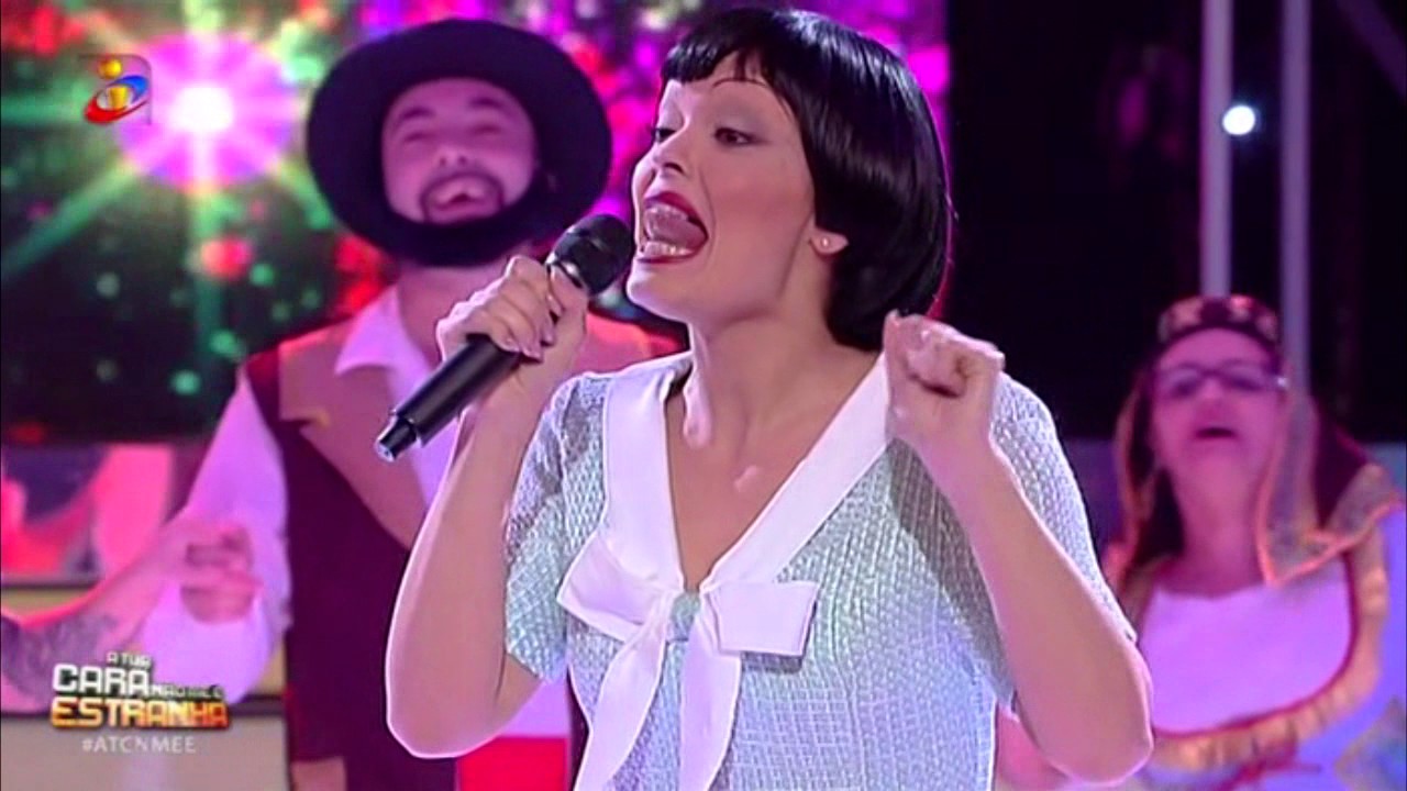 A tua cara não me é estranha - Melânia Gomes - Beatriz costa