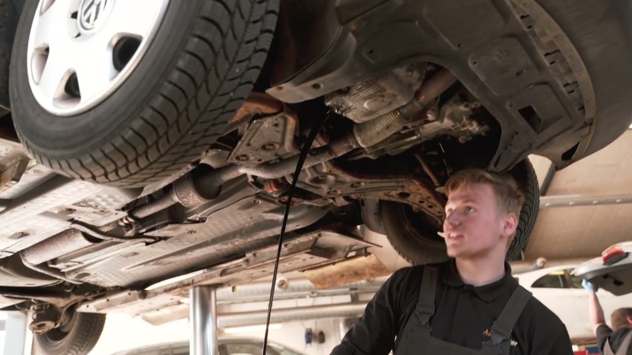 Automester i S&aelig;by s&oslash;ger mekaniker