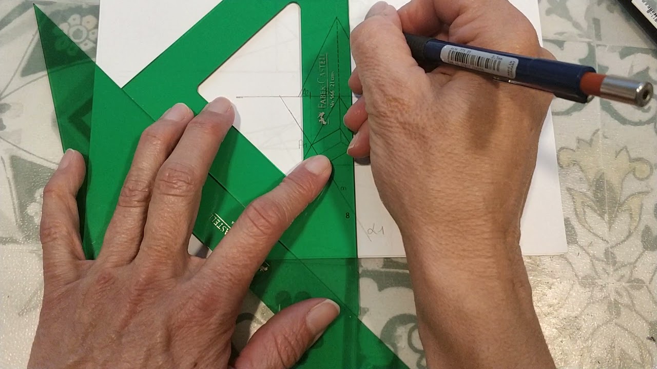 Sistema Diedrico. Secciones a pirámides. Junio 2012. Selectividad Dibujo Técnico Madrid.