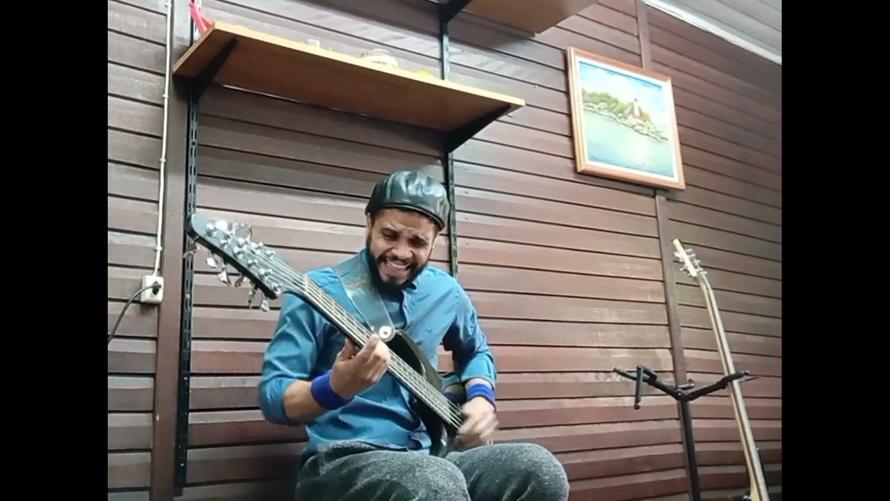 Back To Earth _(((Guilherme Bitencourt))), Arranje bass 10 strings Diego Naruse