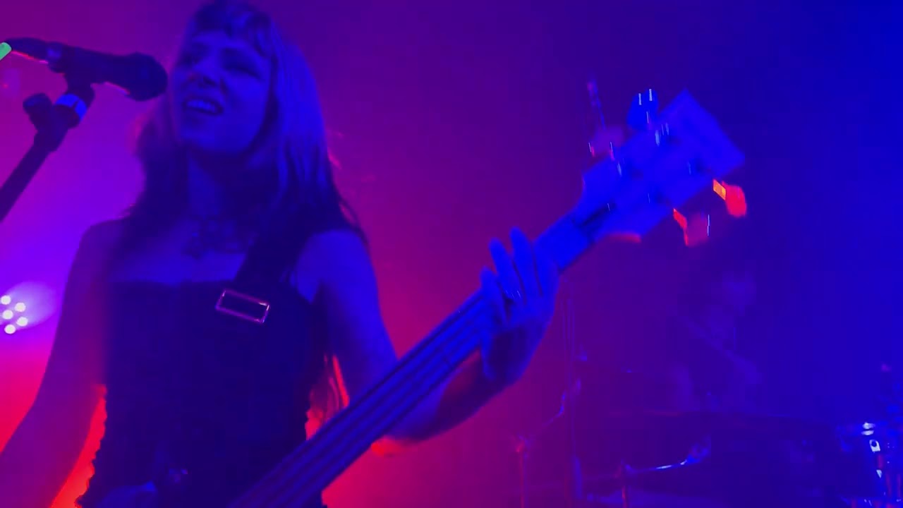 Faetooth live at La Bulle Café, Lille on 16 february  2026