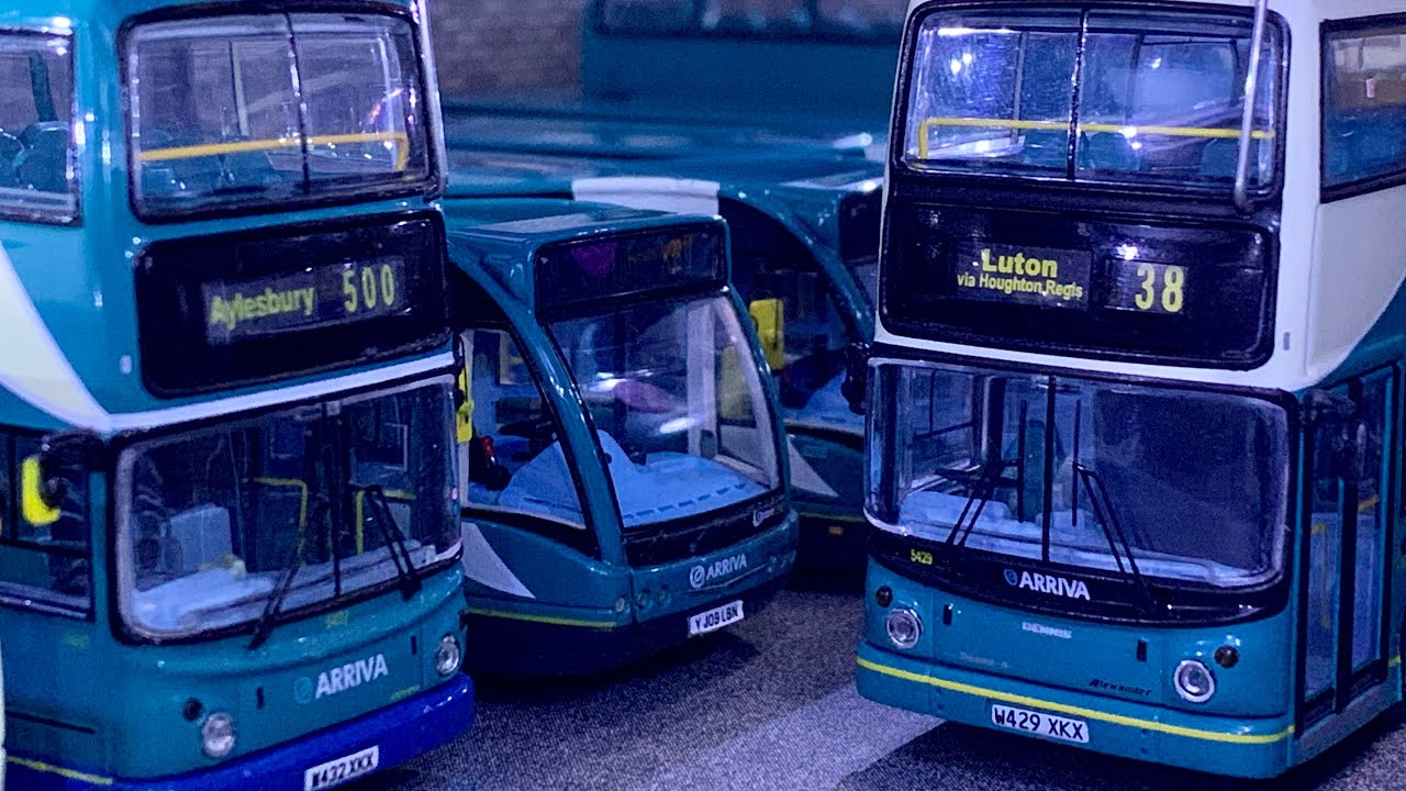 Miniature 1:76 Arriva Bus Garage
