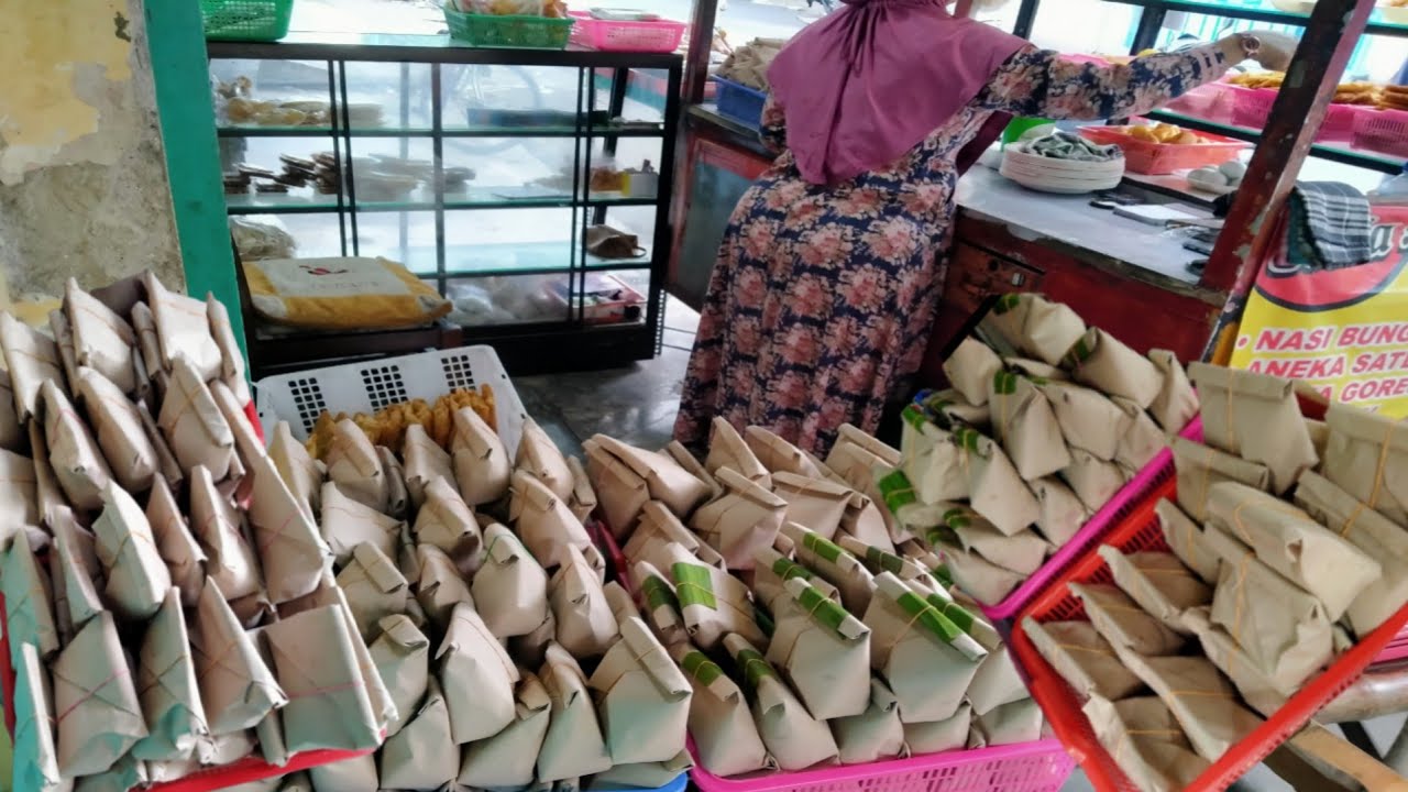 LUAR BIASA!!SEKALI JUAL HABIS 1000 NASI BUNGKUS - SEGO BUNGKUS PDI 