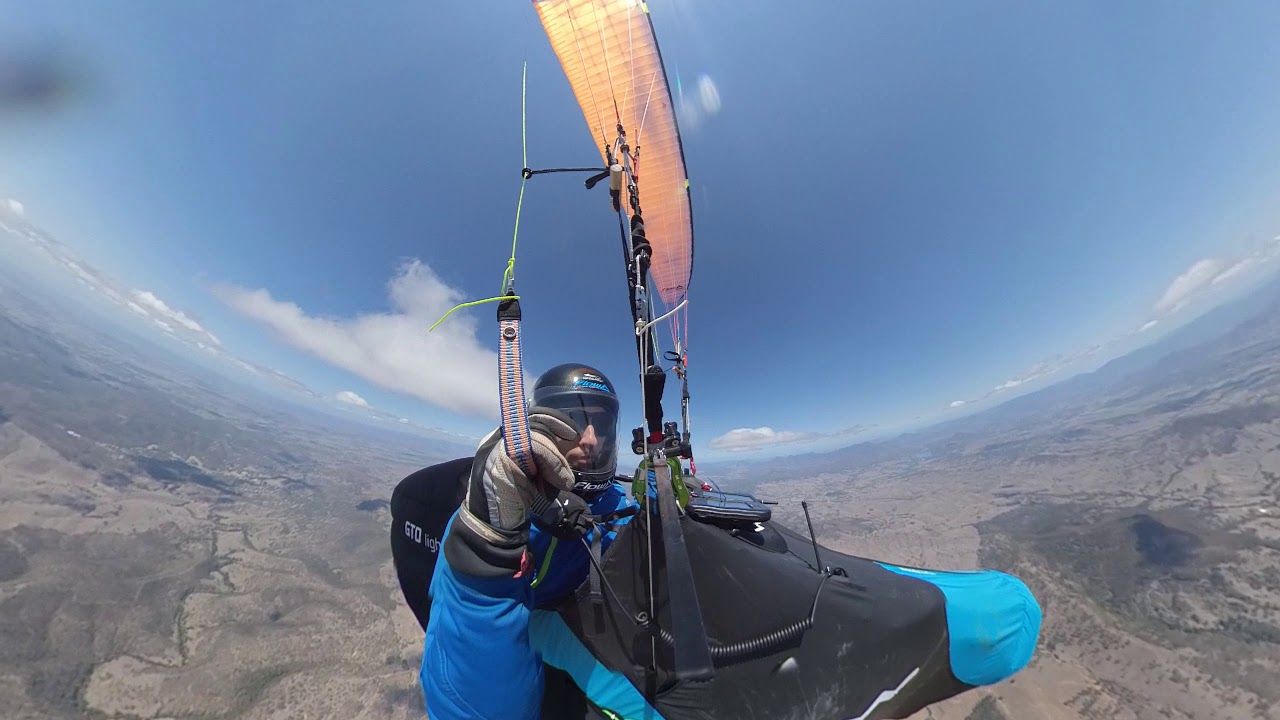 Flow Fusion XC flight with some company