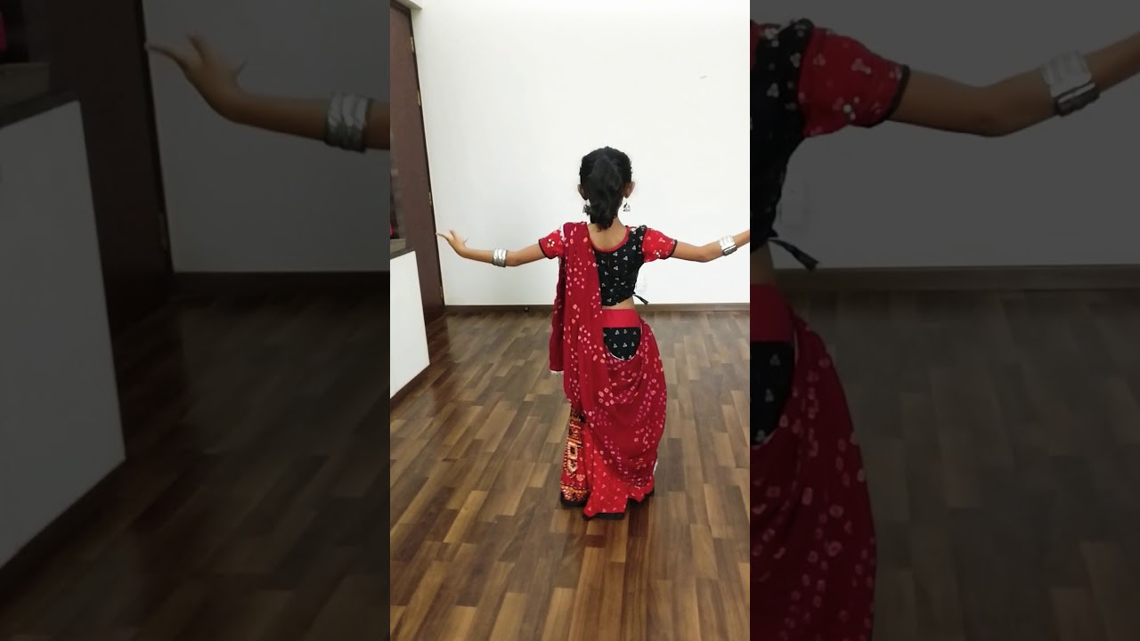 Sreenami solo folk dance