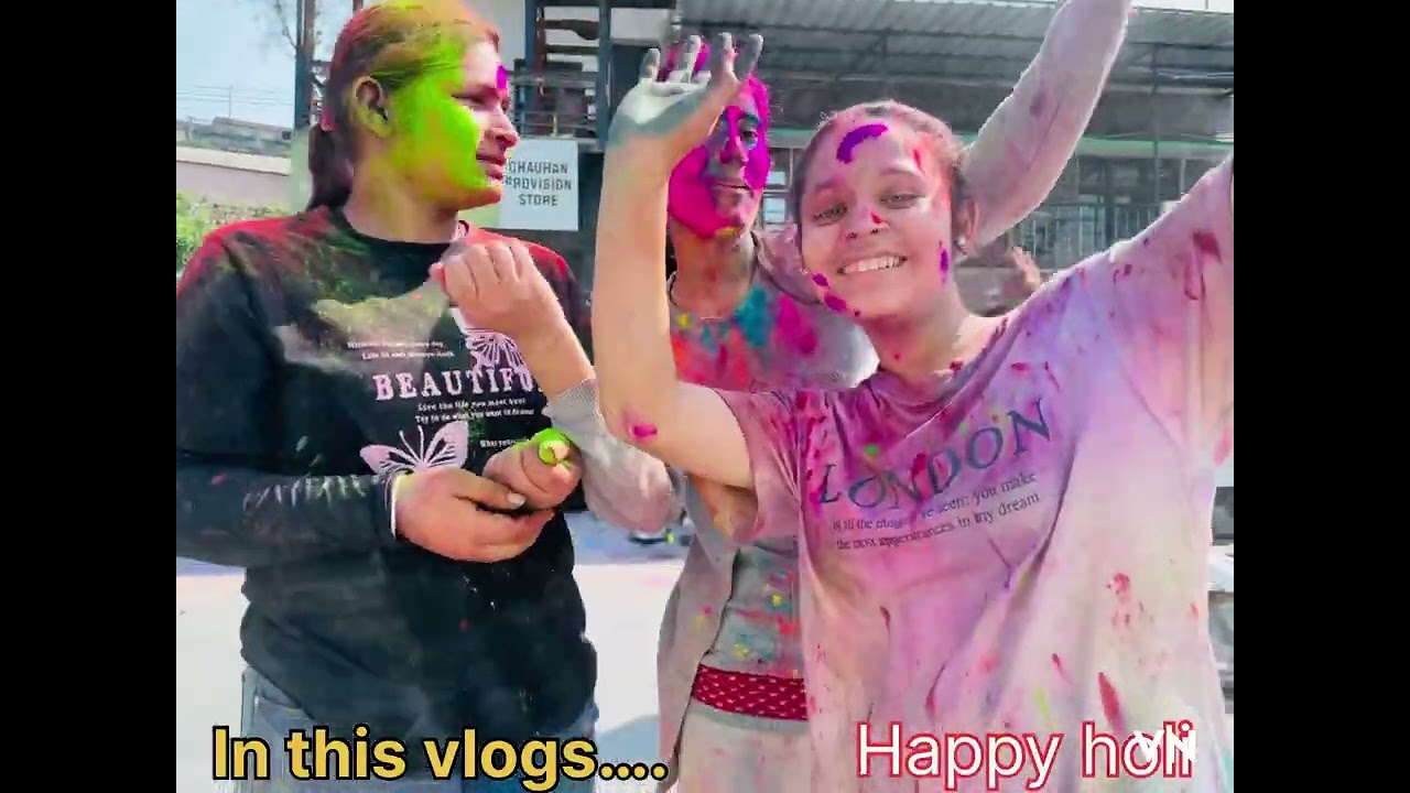 #होली के #त्यौहार #परिवार के साथ अगर आपको हमारे पहाड़ों की संस्कृति, त्योहार और सुंदरता पसंद है, 🥰 