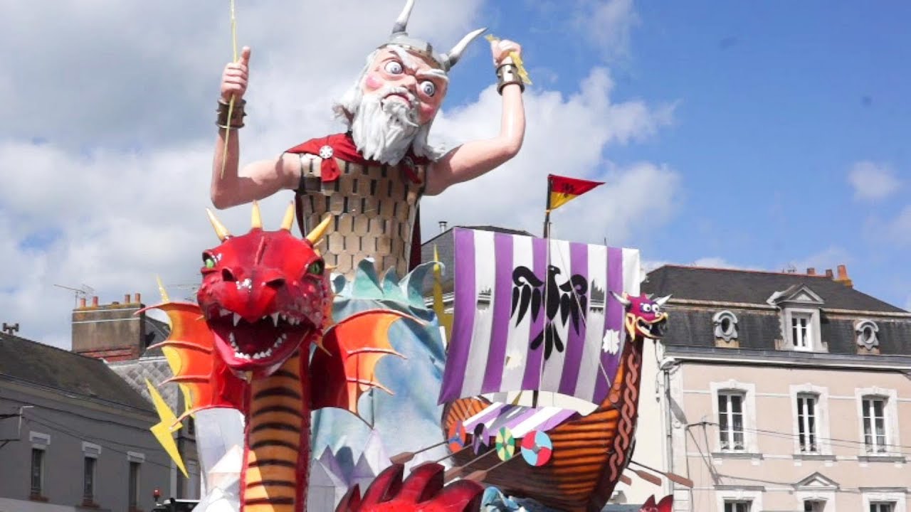 Cholet Carnaval 2018 - Partie 1 - Le Défilé de jour