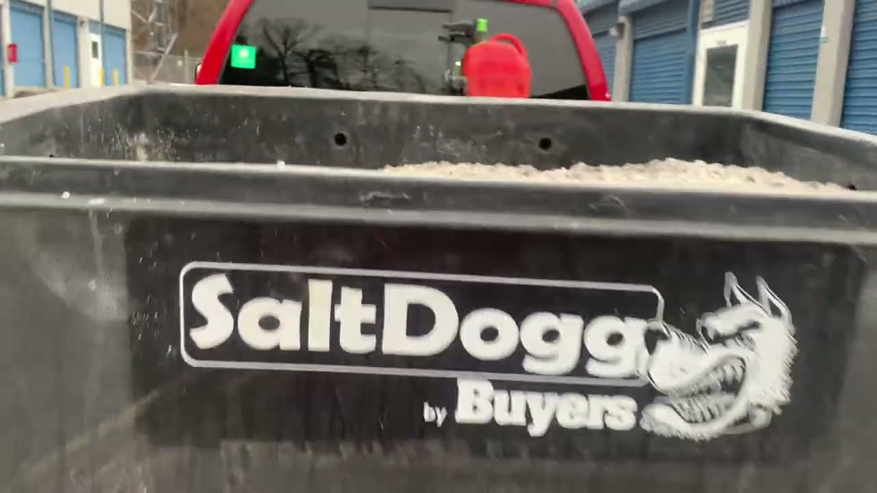 How Many Bags of Salt Will the SaltDogg TGS03 Tailgate spreader Holds?