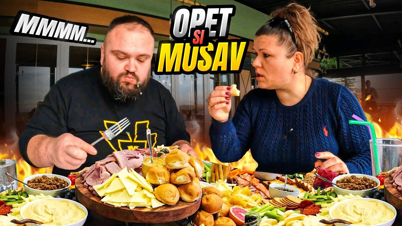 DIMLjENA ROLOVANA i PUNjENA VEŠALICA u SOSU od KAJMAKA !!! Žena jede neku ribu