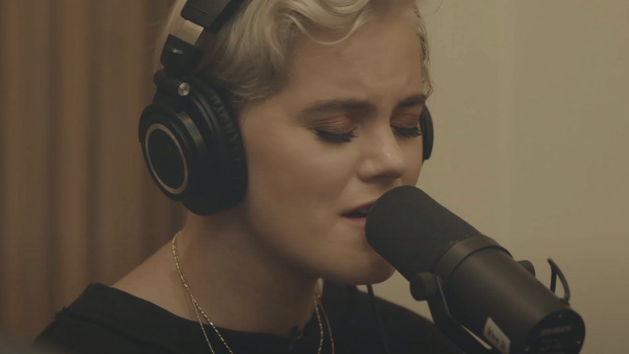 Hillsong UNITED // Whole Heart (Hold Me Now)  // Worship Together Session