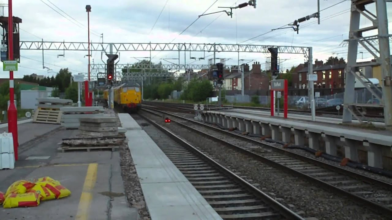 Hellfire 37607 & 37610 on 4S45 at Stafford