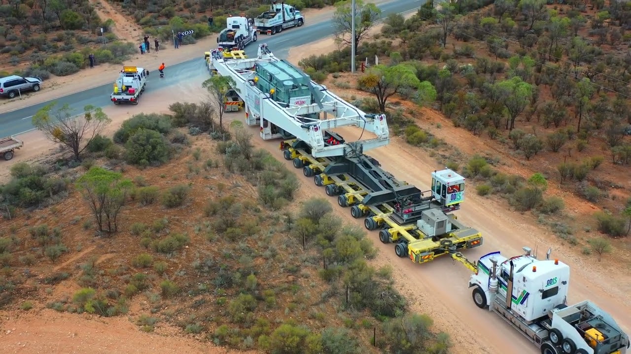 SUPERLOAD 100Mtrs long 390 tonne