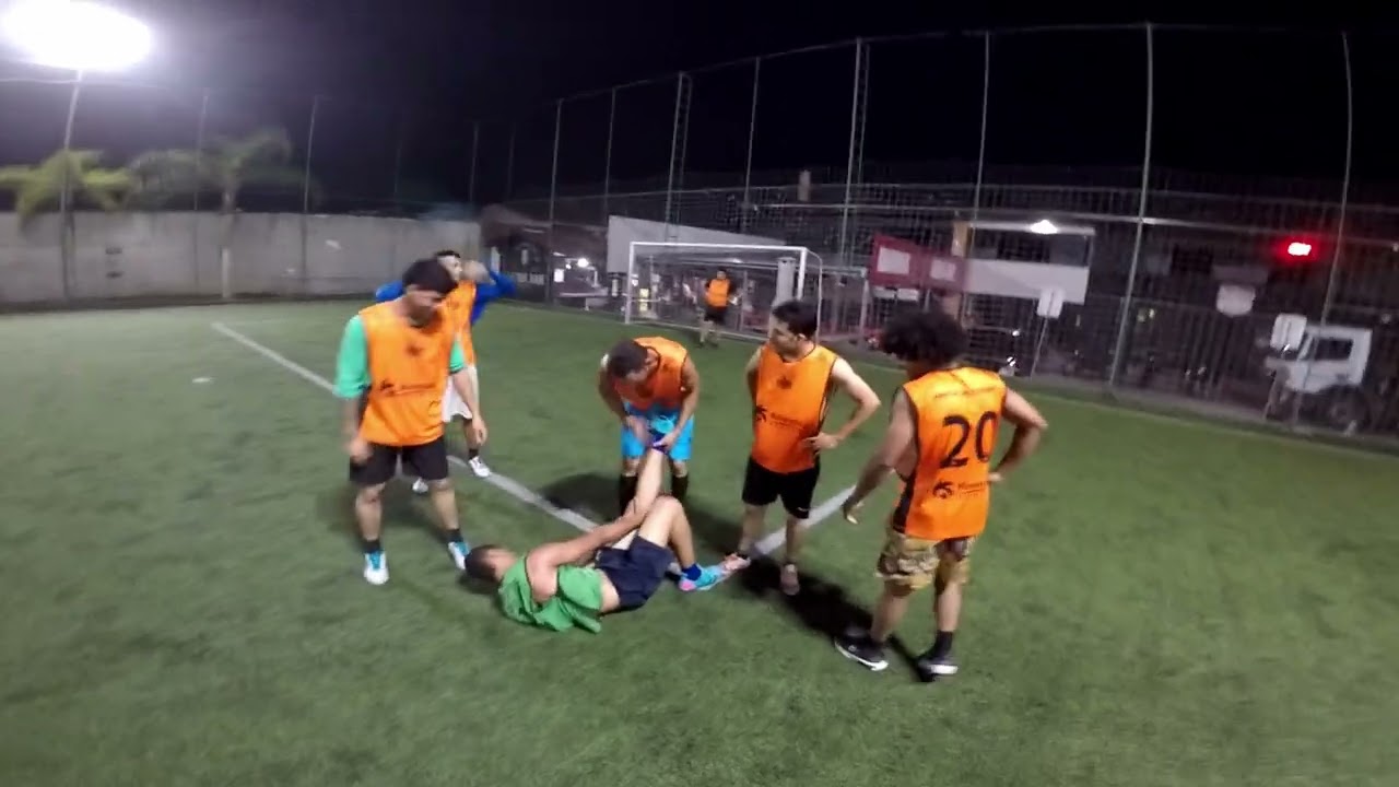 Alguém quer um chapéu ? - Futebol na visão do jogador