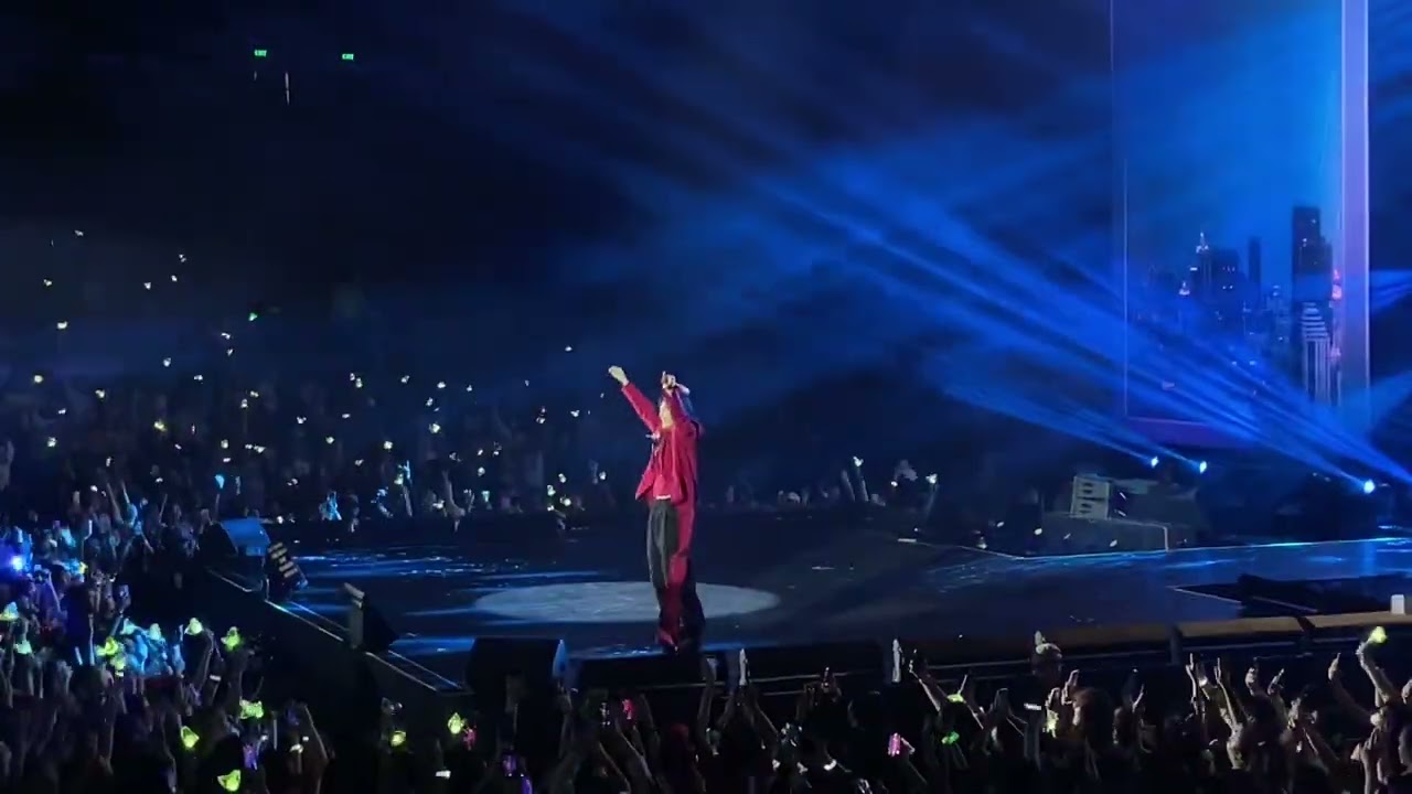 [FANCAM] 230922 BAMBAM (뱀뱀) - Raining In Manila | Area52 in Manila