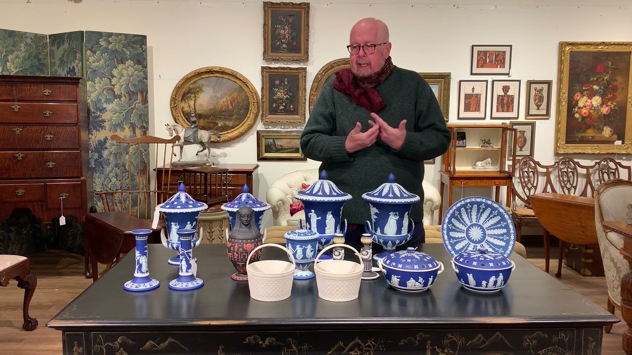 Charles Phillips chats about Wedgwood at Neue Auctions